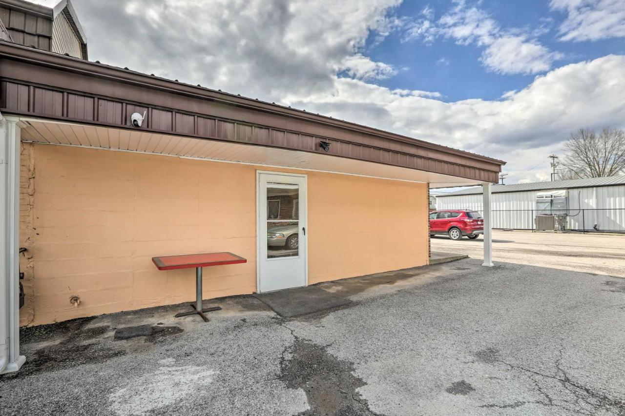 Lovely Couples Escape In Northern Kentucky! Falmouth Esterno foto